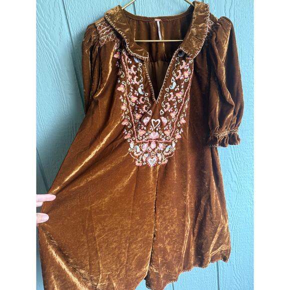 Free People Freya Floral Embroidered Mini, Large - Picture 7 of 9